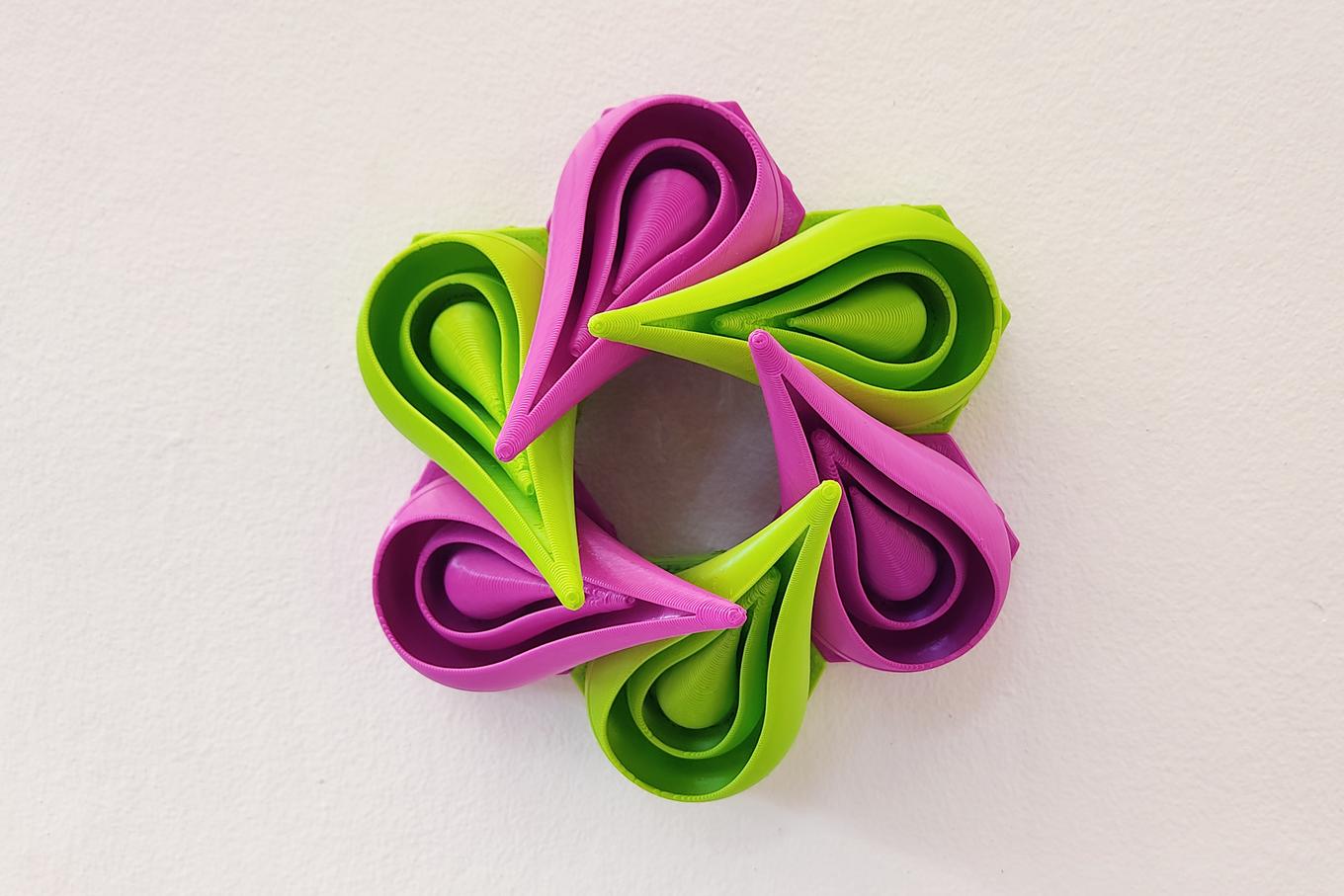 Berries | Herschel Shapiro | Sacred Geometry Wall Art Flower Mandala Berries | Herschel Shapiro | Sacred Geometry Wall Art Flower Mandala